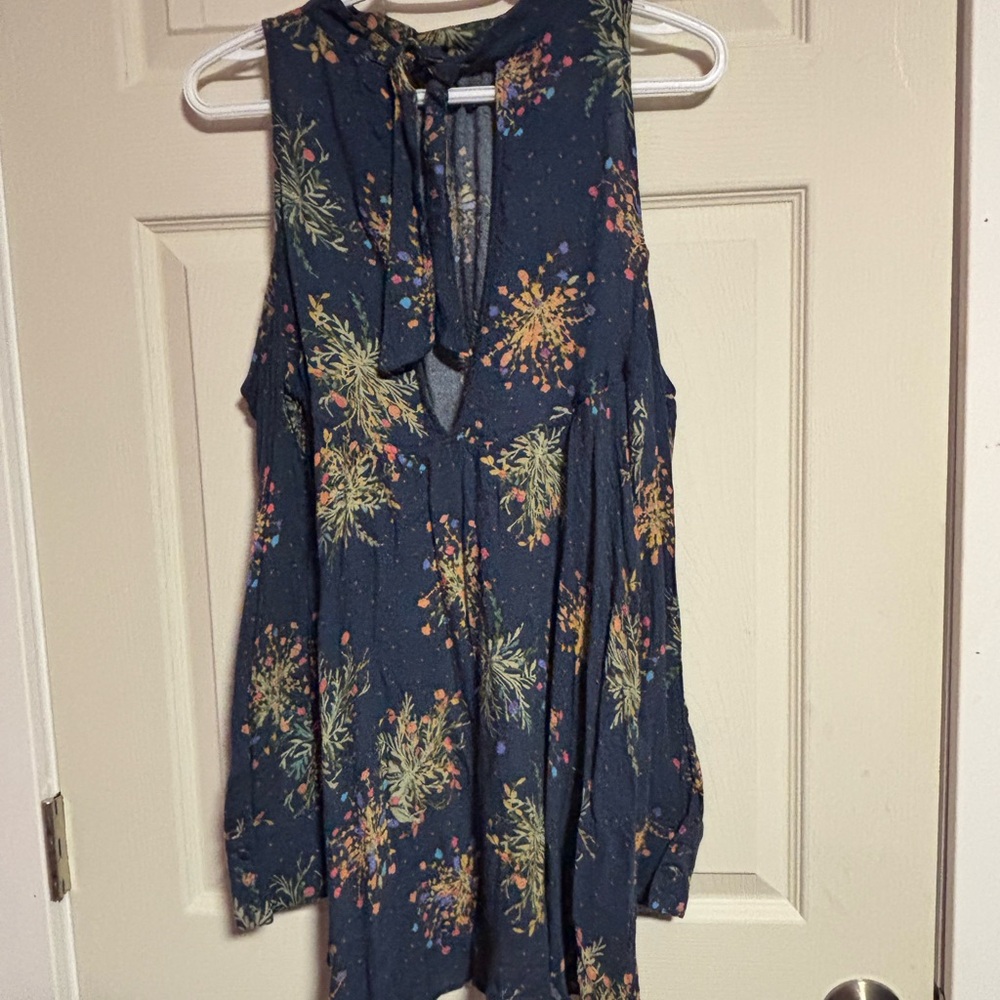 Free People Blue Floral Tunic - Picture 7 of 11